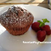 Foto muffins caseras de chocolate