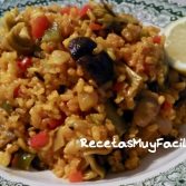 Foto arroz integral con verduras